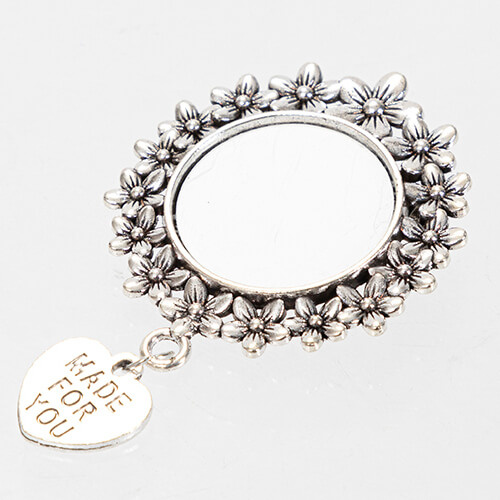 Okrągła broszka z zawieszką w kształcie serca do sublimacji