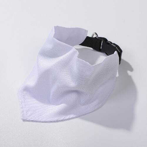 Czarna obroża z bandaną dla zwierząt do sublimacji