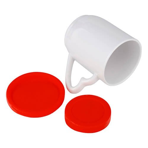 Kubek 360 ml do sublimacji z czerwoną silikonową pokrywką i podstawką