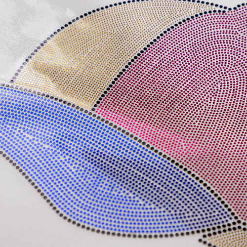 Duży arkusz z cyrkoniami do termotransferu - czapka