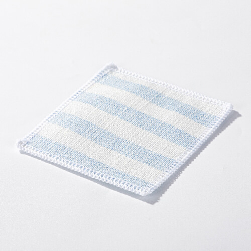 Płócienna podkładka pod kubek 10 x 10 cm kremowa w błękitne paski do sublimacji