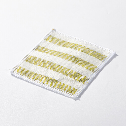 Płócienna podkładka pod kubek 10 x 10 cm kremowa w jasnozielone paski do sublimacji