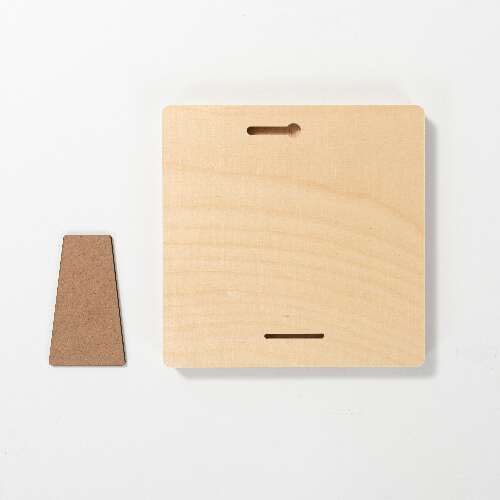 Kwadratowa ramka na zdjęcie ze sklejki do sublimacji - 15,2 x 15,2 cm