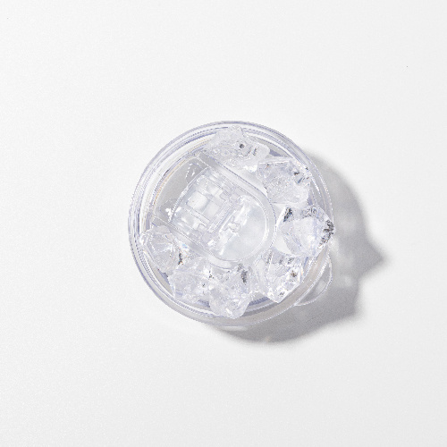 Kubek 600 ml ze słomką do sublimacji - biały, pokrywka ze sztucznym lodem