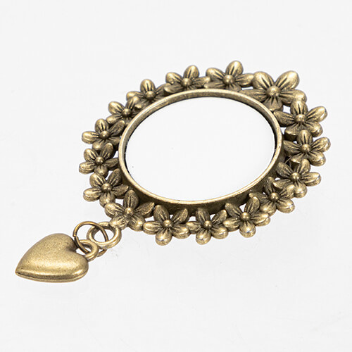 Okrągła broszka z zawieszką w kształcie serca do sublimacji