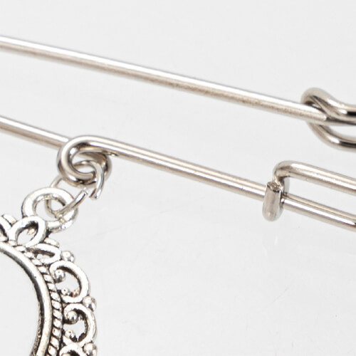 Podwójna owalna broszka - agrafka z zawieszka frędzlami do sublimacji