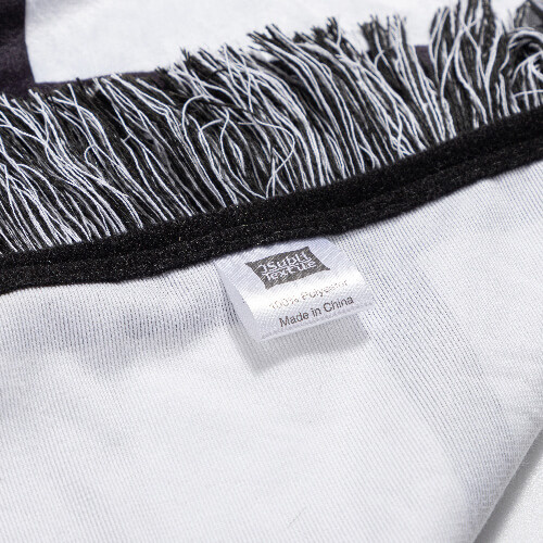 Pluszowy koc 101 x 76 cm z panelami na zdjęcia do sublimacji - 24 panele